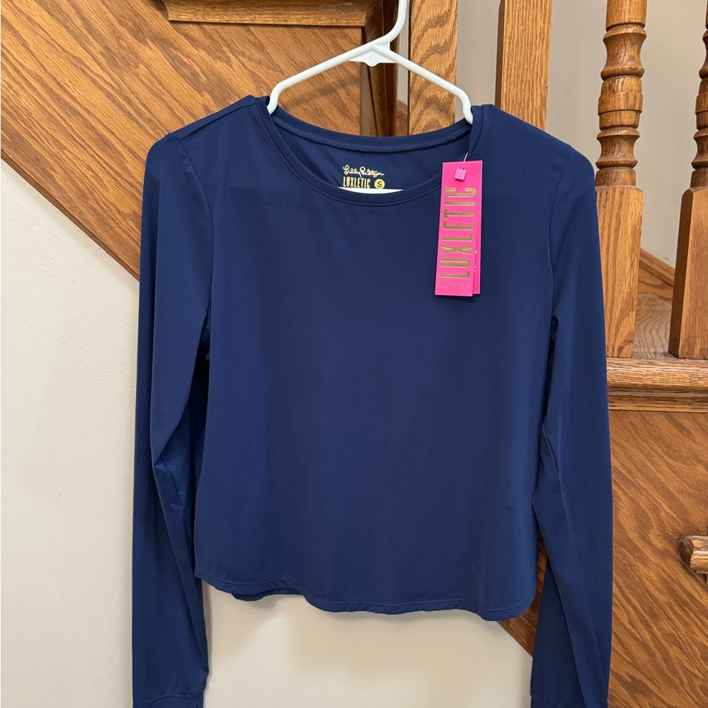 Lilly Pulitzer Blue Long Sleeve Crop Luxletic Fitted top in Low Tide Navy Size S